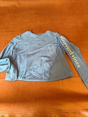 Vineyard Vines Light Blue Long-Sleeve Pocket Tee with Sleeve Logo